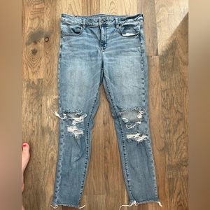American Eagle Ripped jeans